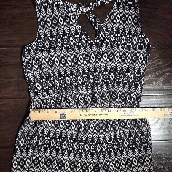 Ann Taylor LOFT Black and White Patterned Jumpsuit Size XS - Picture 10 of 11